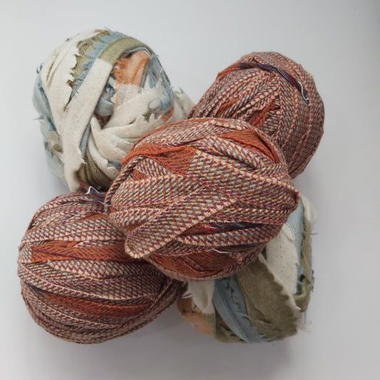 BE2K-261 Blanket Edge 2kg Pale Autumnal